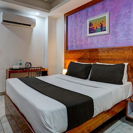 Hotel Hight Krone A Family Hotel Near Igi Airport Delhi Új-Delhi Kültér fotó