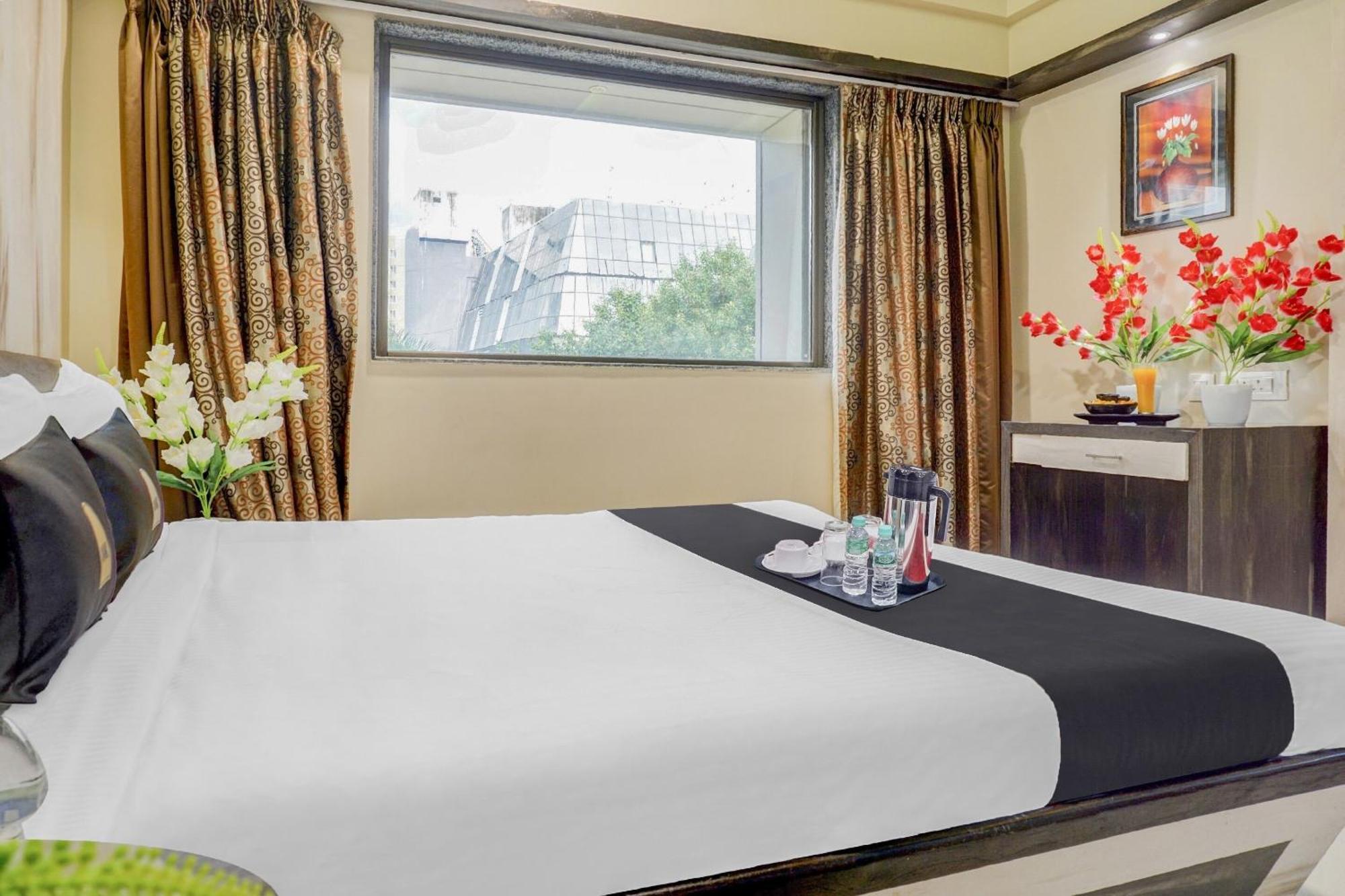 Hotel Hight Krone A Family Hotel Near Igi Airport Delhi Új-Delhi Kültér fotó